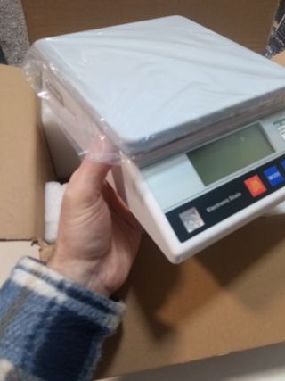 Bilancia digitale di precisione 0.1g