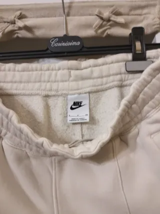 Pantaloni tuta Nike beige