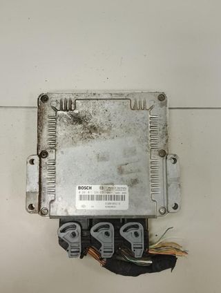 Centralita motor uce renault 0281011324 megane 793