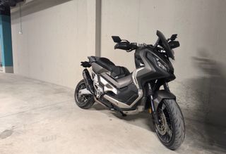 Honda X-ADV 750 Negra/Gris