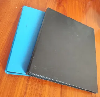 15 raccoglitori cartoline + 150 cartoncini