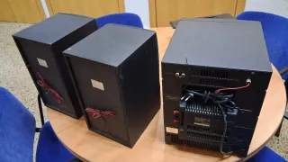 Minicadena Philips Digital + Altavoces + Soporte