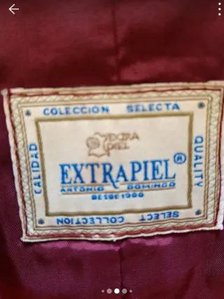 2 cazadoras: burdeos y negra