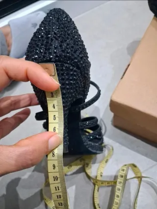 Zapatos de baile latino negros con pedrería