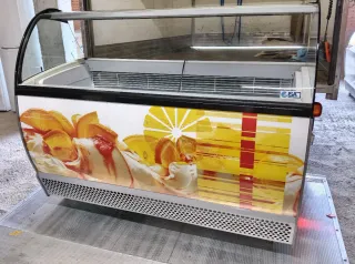 Vitrina ISABELLA 13 cubetas