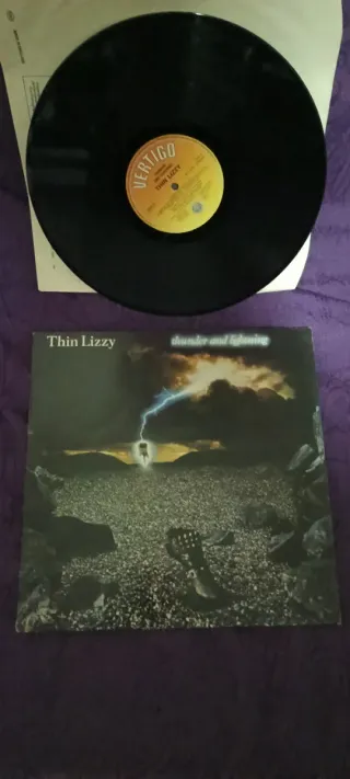 Vinilo Thin Lizzy - Thunder and Lightning