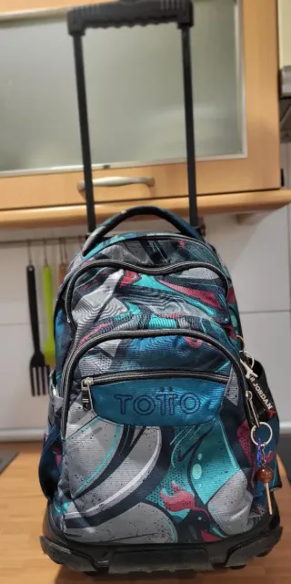 Mochila ToTToRuedas solo con unos meses de uso