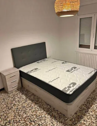 Armario de madera color beige de 2 y 3 y 4 puertas