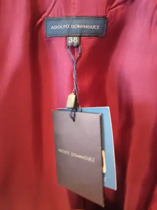 Chaqueta entallada burdeos mujer