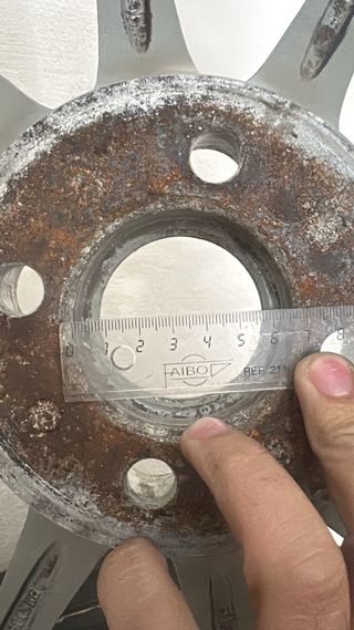 Juego 4 Llantas en 17 pulgadas 4x100 4 tornillos