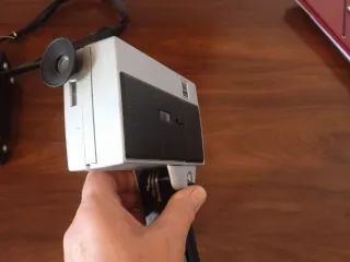 Cámara Super 8 Kodak Instamatic M24 + Maletín