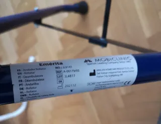 Andador Plegable con Asiento Azul