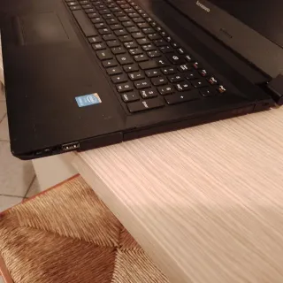 Lenovo B50-80 Notebook i3 4a Gen
