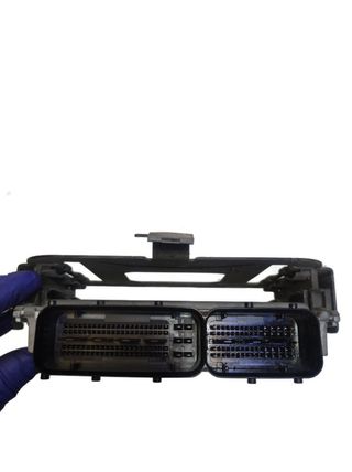 03g906018ce centralita motor volkswagen passat 87