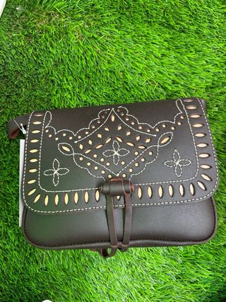 Bolso riñonera flamenco marrón