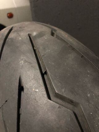 Pirelli Diablo Rosso IV 180/55 R17 73W PINCHADA