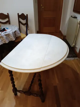 Mesa comedor patas madera torneadas