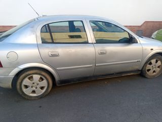 Vendo opel astra  1.6