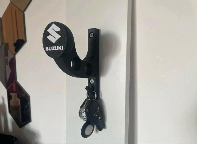 Soporte para colgar casco de moto