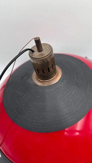 Lampadario vintage industriale rosso nero anni 70