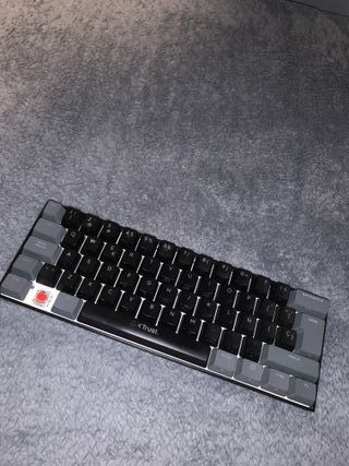 Teclado Gaming GX Trust + Mouse Gratis