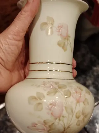 Jarrón antiguo Capeans porcelana flores rosas