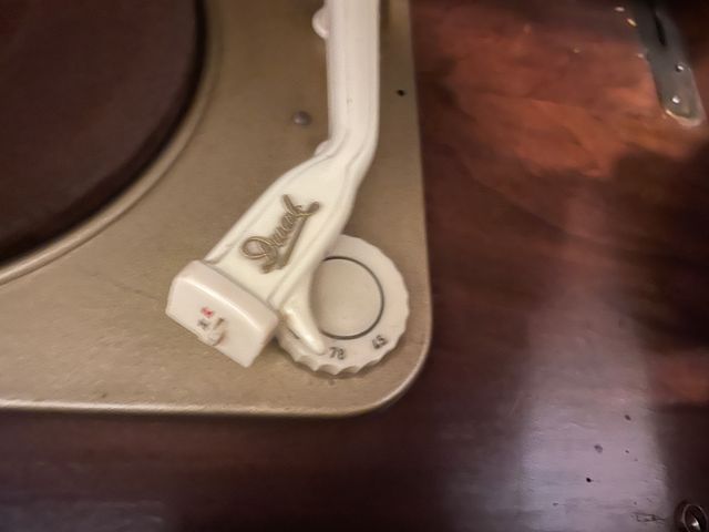 Radio Gramola Atwater Kent Válvulas