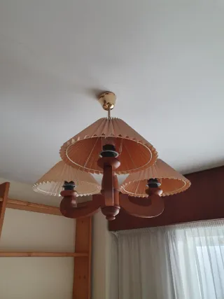 Lámpara Madera Escandinava Plisada Beige