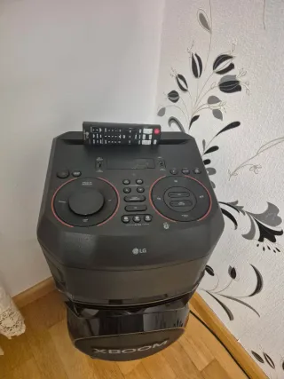 Torre de Sonido LG XBOOM 500W