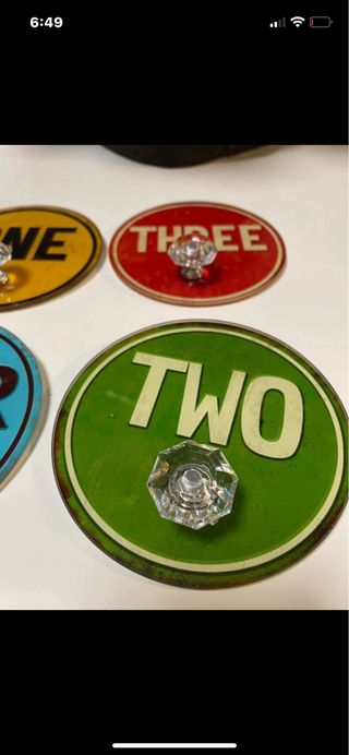 Lote 4 colgadores números