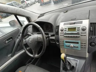 Piezas Toyota Corolla Verso Precio negociable