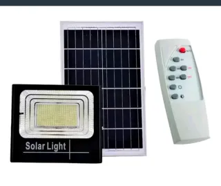 Scatola con 1kg+ crick + 10 telecomandi+ Faro 200w