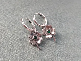 Pendientes aro trébol plata de ley