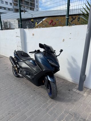 Yamaha TMAX 560 2023