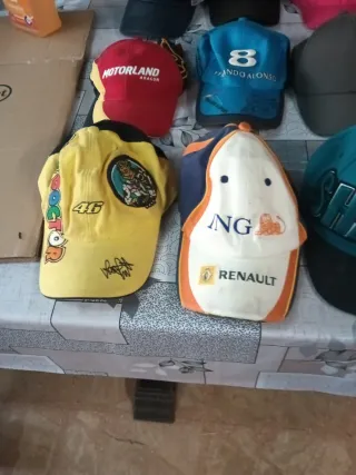 Lote de Gorras Varias
