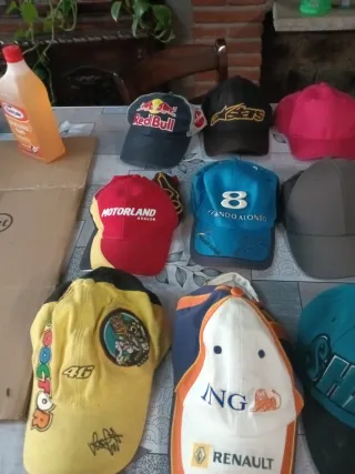 Lote de Gorras Varias