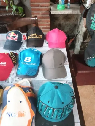 Lote de Gorras Varias