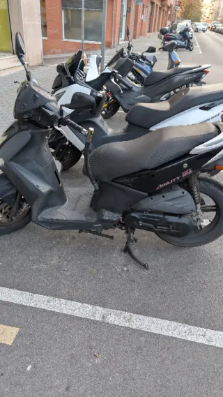 Kymco Agility City 125cc Negra 2013