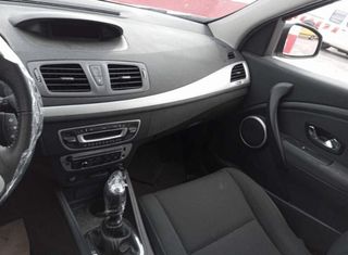 Renault 21089206 89202503 faro megane iii fastback