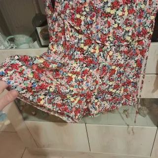 Tutina fantasia floreale collo alto