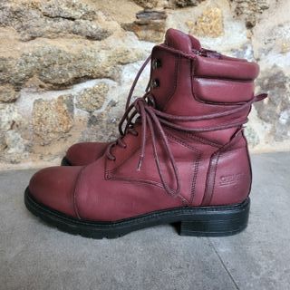 Botines de piel Carmela rojos