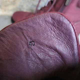 Botines de piel Carmela rojos