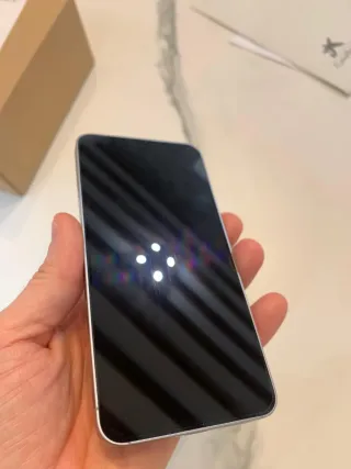 Samsung Galaxy S25 256GB Plata