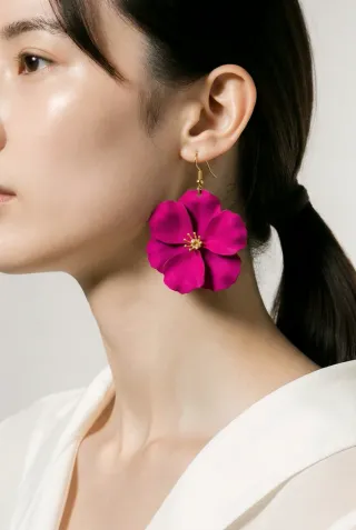 Orecchini fiore fucsia con dettagli oro