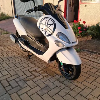 Yamaha Majesty Maxi Scooter
