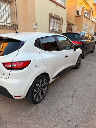 Renault Clio 2016