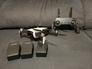 DJI Mavic Air Fly More Combo