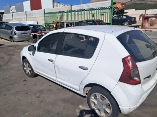 Despiece Dacia Sandero 1.5dci 86cv 2008