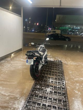 Suzuki GSR 600