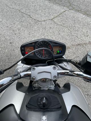 Suzuki GSR 600
